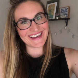 Meet your Posher, Molly